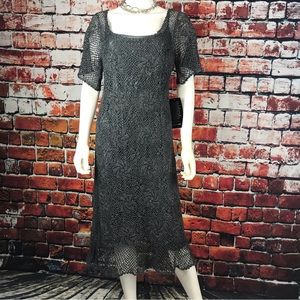 - 🔥NWT Newport News Sexy Metallic Mesh midi Dress🔥